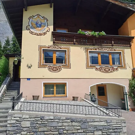 Haus Bernkogel Semesterbostad *