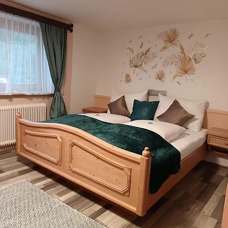 Haus Bernkogel Casa de Férias